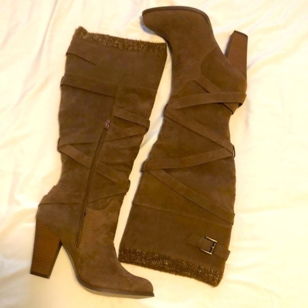 𝅺Aleena faux suede boots, 3” heel, medial zipper